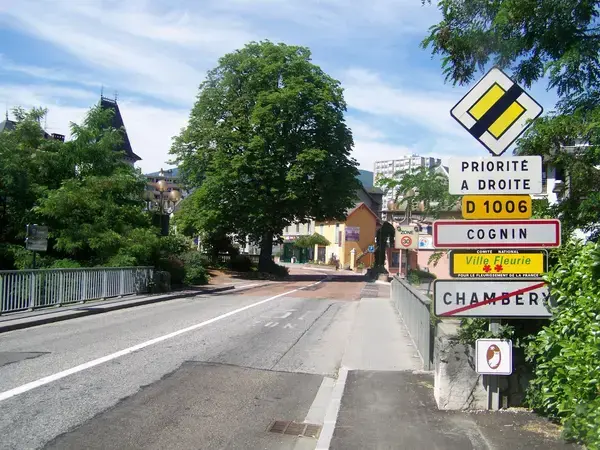 Abri Piscine Sans Rail Constructeur abri de piscine Cognin